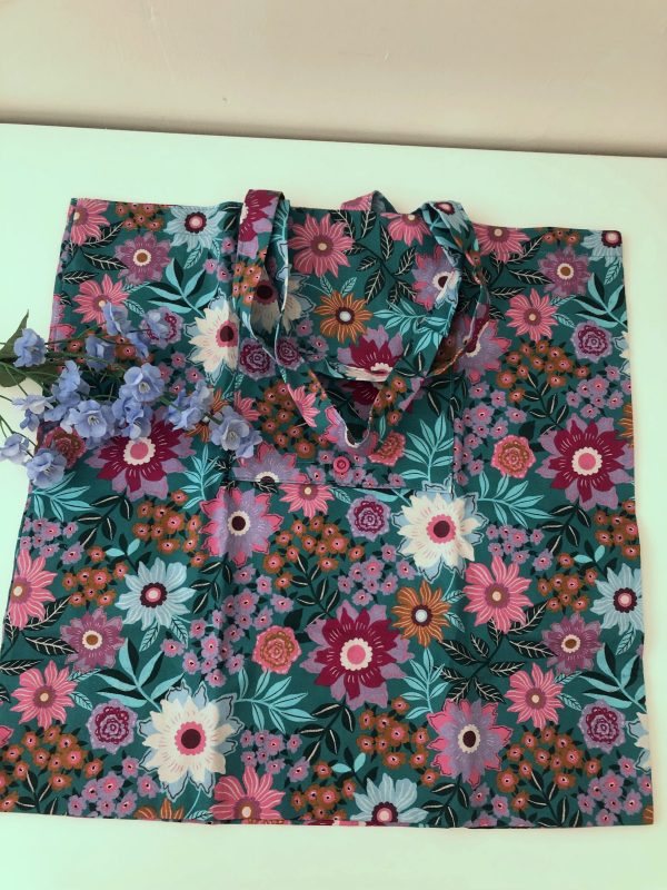Sac pliable fleuri
