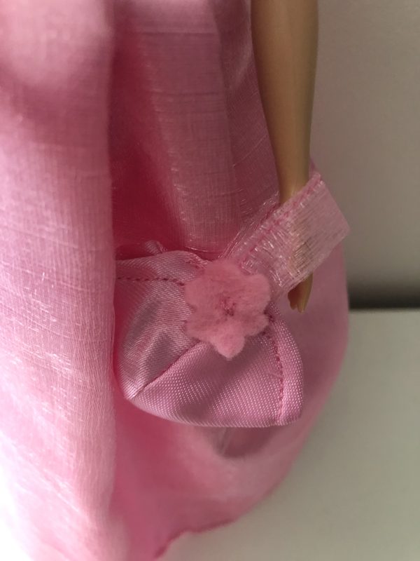 tenue poupée mannequin printemps rose