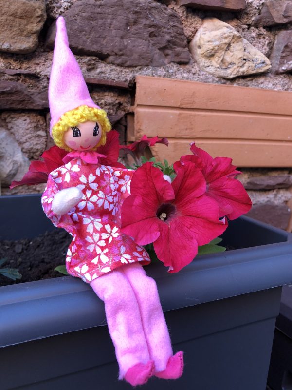 Personnage articulé lutin musicien